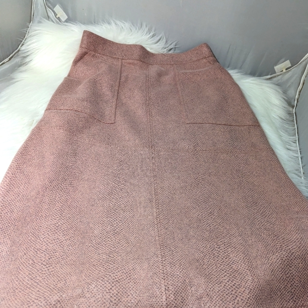 Currant air from anthropology skirt